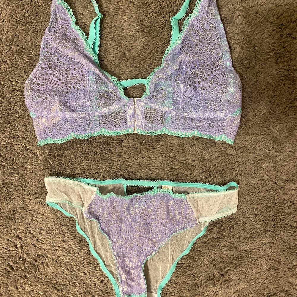 Victoria’s Secret 2 piece set
